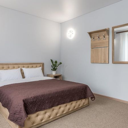Hotel Aqua Marina Chersoń Zewnętrze zdjęcie