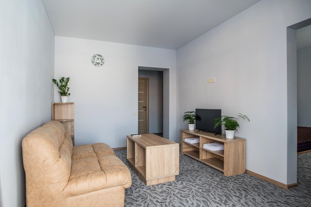 Hotel Aqua Marina Chersoń Zewnętrze zdjęcie