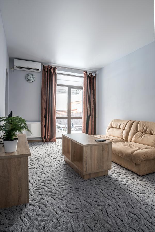 Hotel Aqua Marina Chersoń Zewnętrze zdjęcie